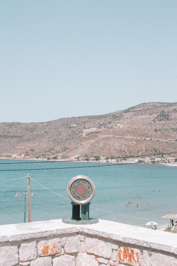 George Seafront Suites Néon Oítilon Dış mekan fotoğraf