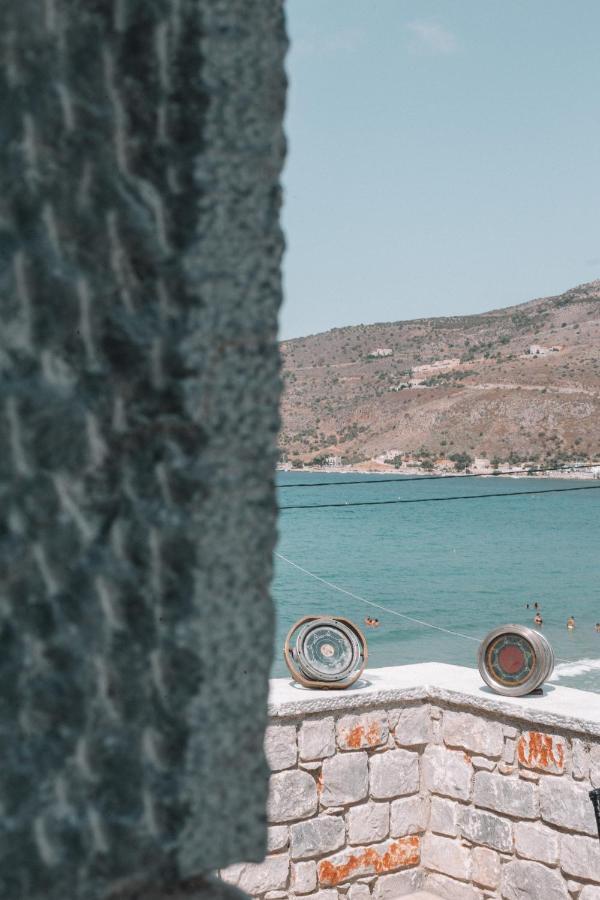 George Seafront Suites Néon Oítilon Dış mekan fotoğraf