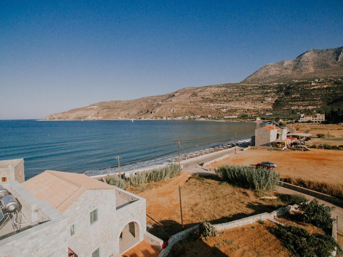 George Seafront Suites Néon Oítilon Dış mekan fotoğraf